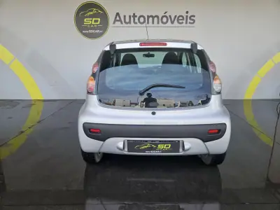 Citroën C1 2007 - 3400 EUR, 215000 km - AUTO.MOTO.pt - 215000km - foto 4 de 10