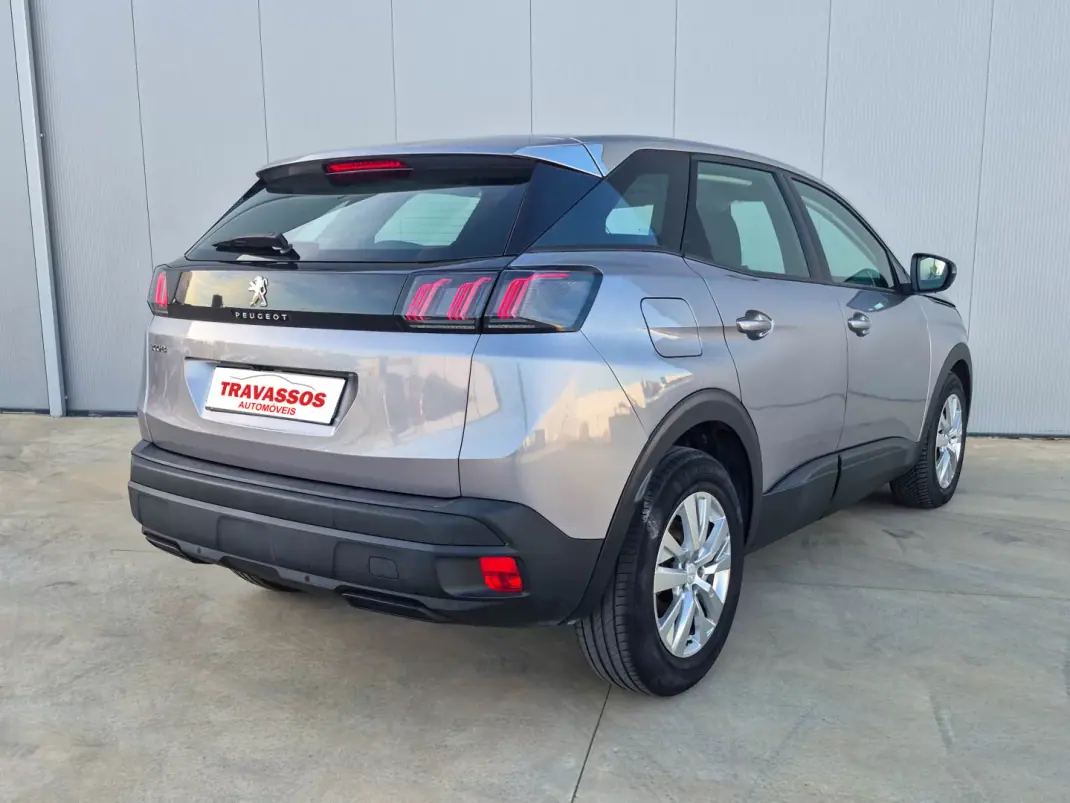 Peugeot 3008 2022 - 22000 EUR, 57486 km - 57486km - foto 4 de 8