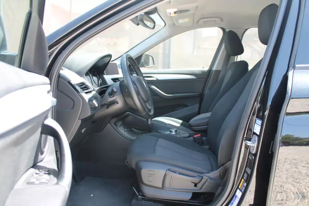 BMW X1 2021 - 23480 EUR, 84688 km - 84688km - foto 10 de 21