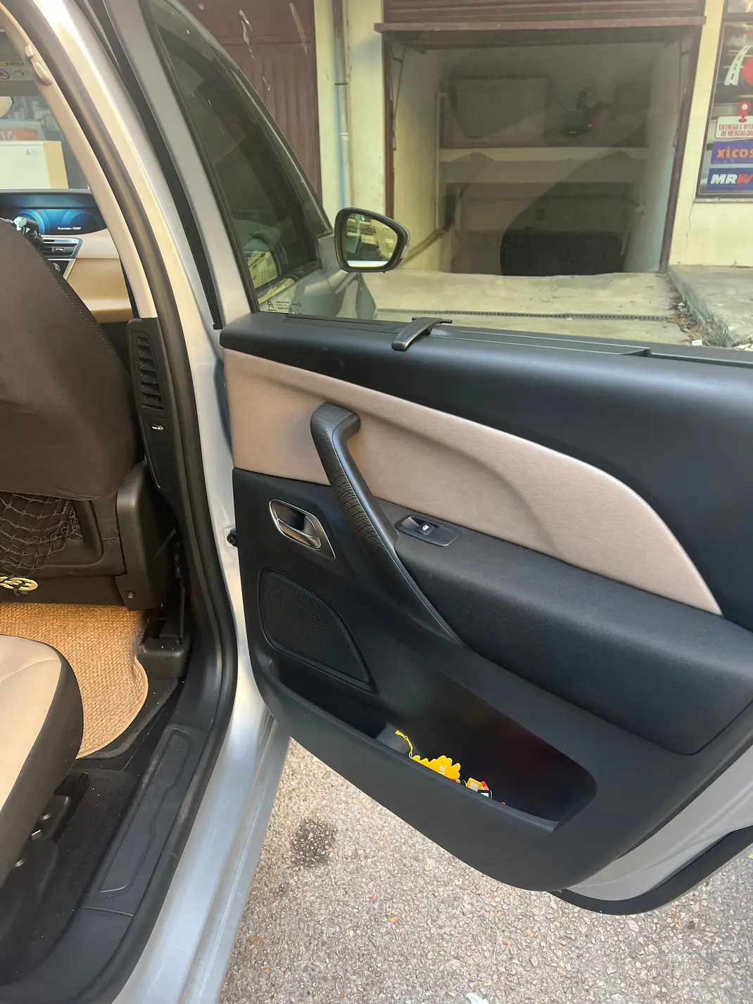 Citroën C4 Picasso 2013 - 7000 EUR, 252000 km - 252000km - foto 9 de 12