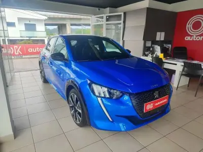 Peugeot 208 2020 - 13750 EUR, 61000 km - AUTO.MOTO.pt - 61000km - foto 2 de 36
