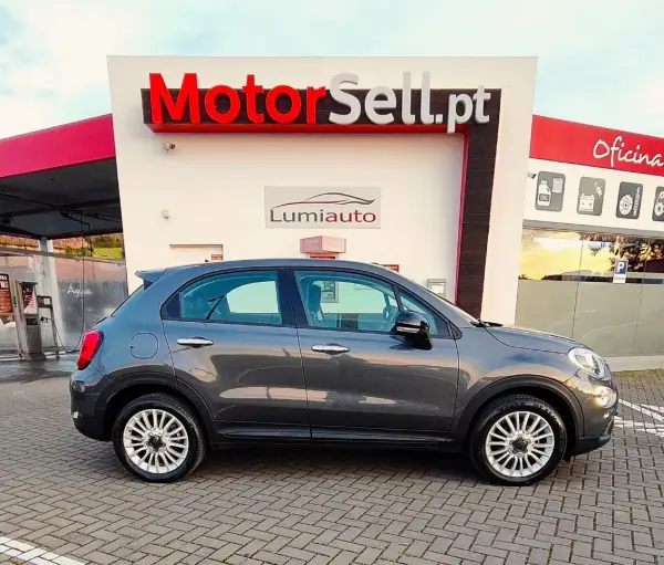 Fiat 500X 2019 - 15400 EUR, 86000 km - AUTO.MOTO.pt - 86000km - foto 9 de 12