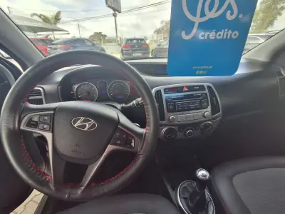 Hyundai i20 2015 - 8500 EUR, 90000 km - AUTO.MOTO.pt - 90000km - foto 13 de 13
