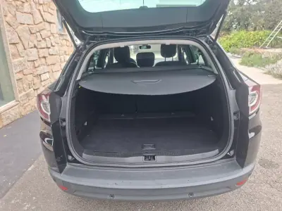 Renault Mégane Sport Tourer 2015 - 7630 EUR, 229622 km - foto 4 de 19