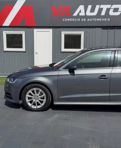 Audi A3 Sportback 2014 - 13900 EUR, 156000 km - AUTO.MOTO.pt - 156000km - foto 5 de 14