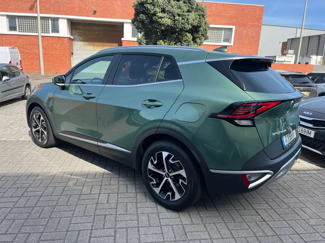 Kia Sportage 2023 - 24500 EUR, 65000 km - AUTO.MOTO.pt - 65000km - foto 6 de 20