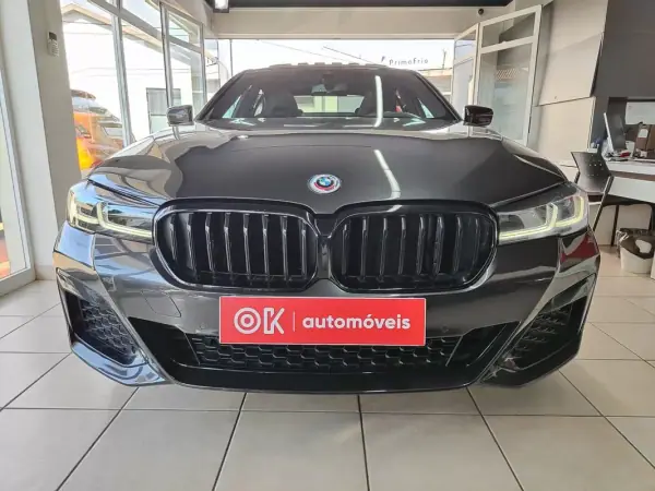 BMW 530e 2022 - 38500 EUR, 34000 km - AUTO.MOTO.pt - 34000km - foto 3 de 46