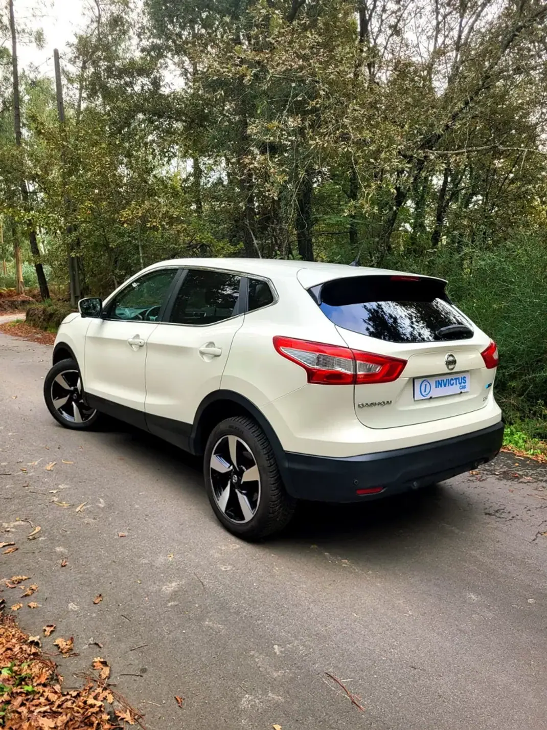 Nissan Qashqai 2016 - 15990 EUR, 153000 km - AUTO.MOTO.pt - 153000km - foto 9 de 24