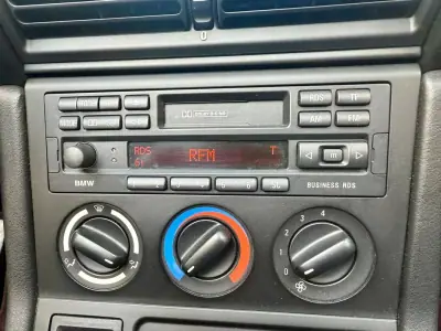 BMW Z3 1999 - 15890 EUR, 85650 km - AUTO.MOTO.pt - 85650km - foto 29 de 38