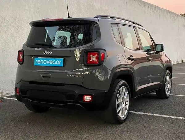 Jeep Renegade 2023 - 18900 EUR, 68317 km - AUTO.MOTO.pt - 68317km - foto 6 de 22