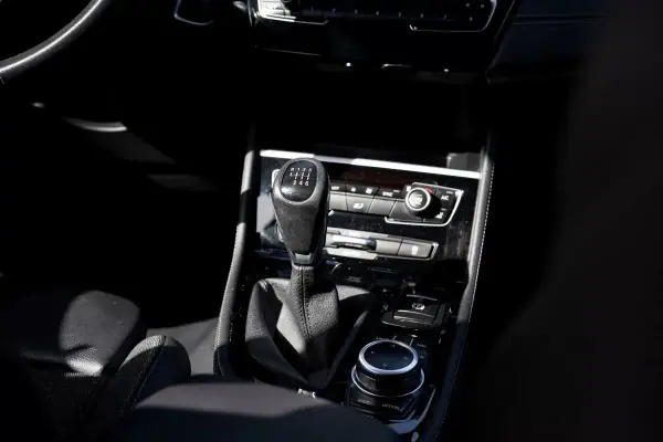 BMW 216 Active Tourer 2019 - 15750 EUR, 109700 km - AUTO.MOTO.pt - 109700km - foto 21 de 43