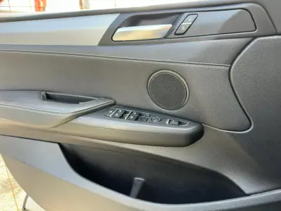 BMW X4 2016 - 35000 EUR, 121889 km - AUTO.MOTO.pt - 121889km - foto 18 de 24