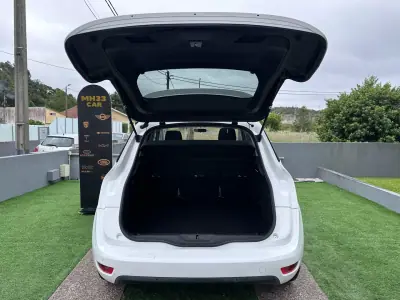 Citroën C4 Picasso 2015 - 9250 EUR, 160000 km - AUTO.MOTO.pt - 160000km - foto 25 de 68