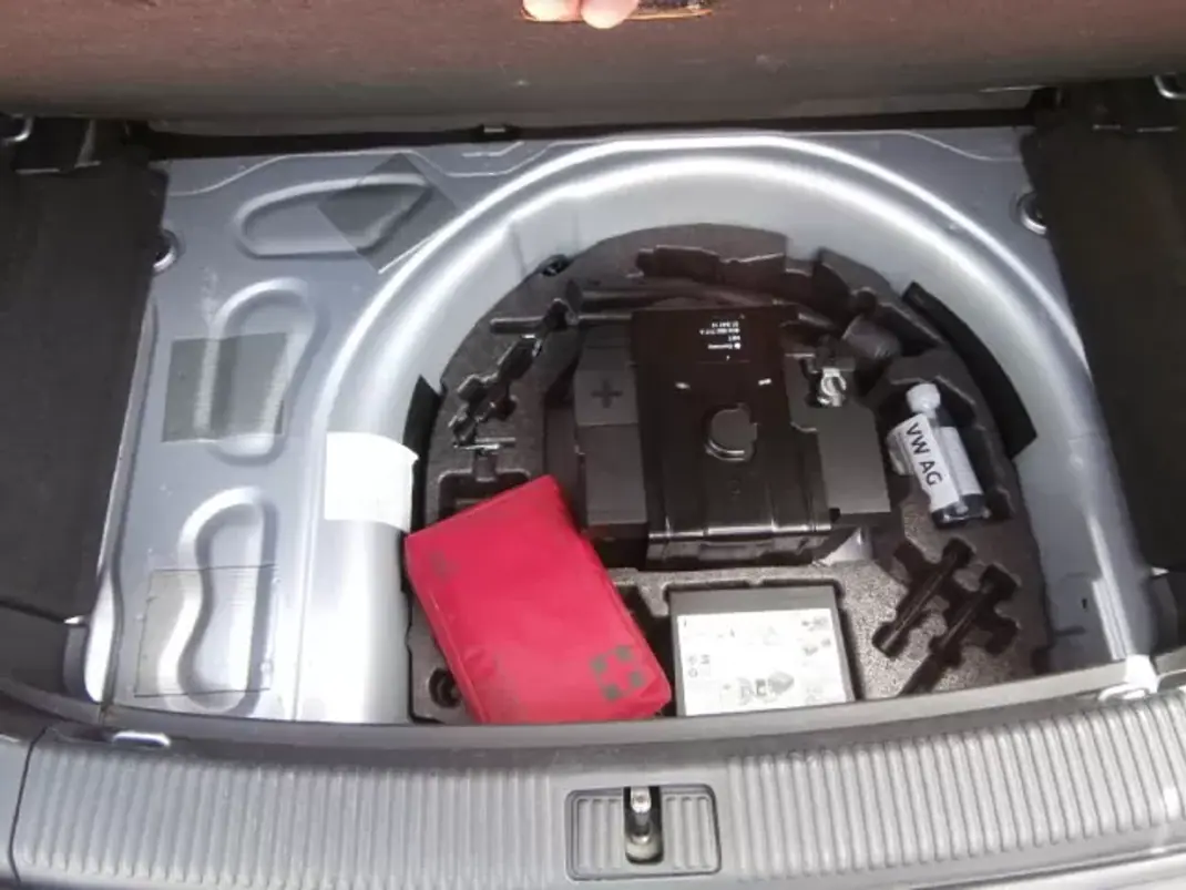 Audi A1 2016 - 12500 EUR, 191278 km - AUTO.MOTO.pt - 191278km - foto 24 de 31