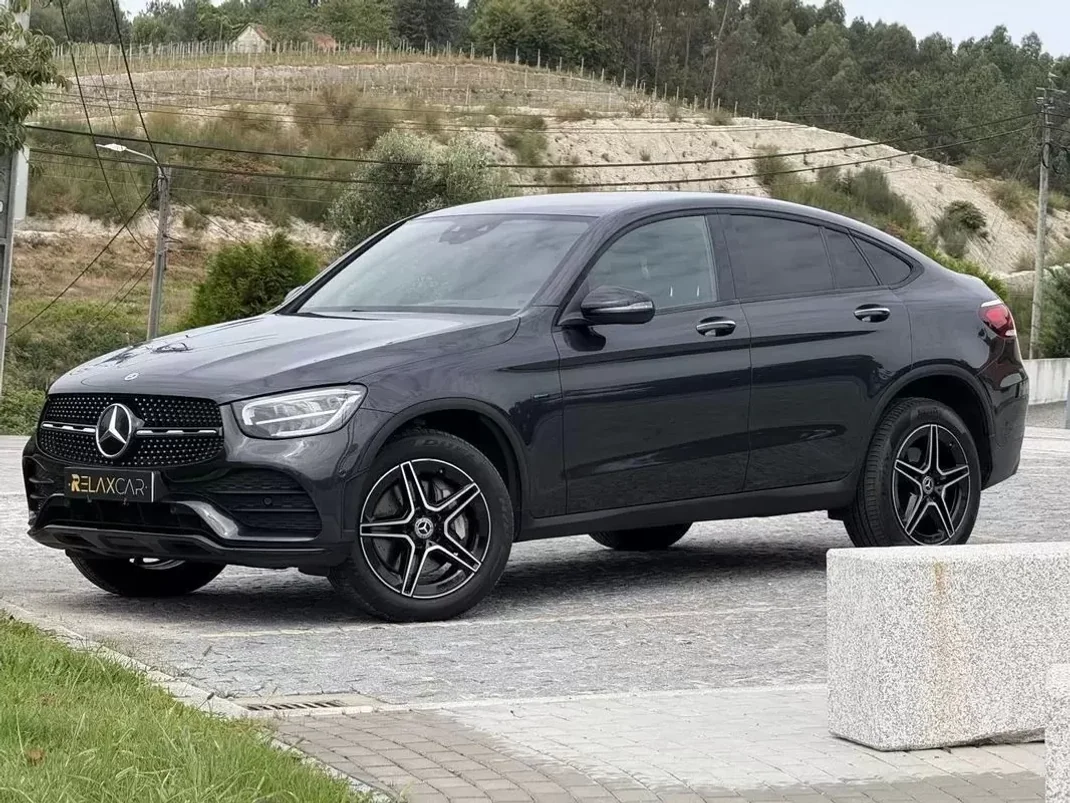Mercedes-Benz GLC 300 2021 - 49499 EUR, 89500 km - AUTO.MOTO.pt - 89500km - foto 5 de 26