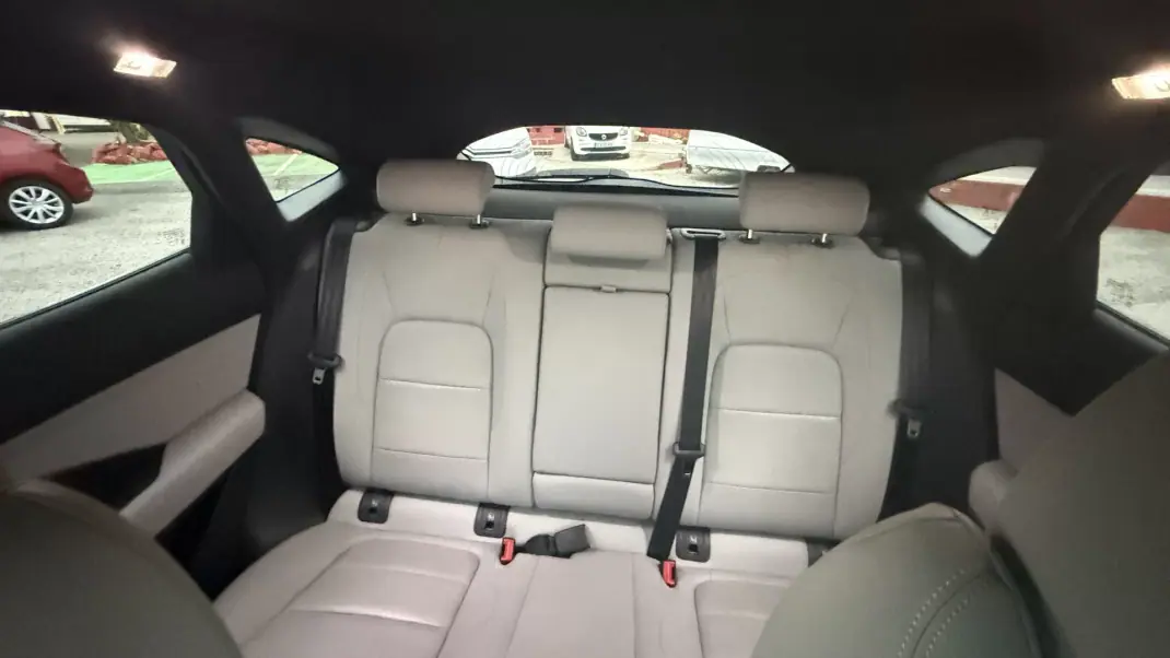 Jaguar E-Pace 2023 - 45500 EUR, 40380 km - AUTO.MOTO.pt - 40380km - foto 31 de 38