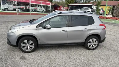Peugeot 2008 2016 - 10590 EUR, 55500 km - AUTO.MOTO.pt - 55500km - foto 4 de 36