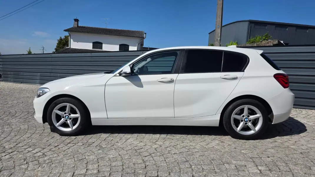 BMW 116 2017 - 15890 EUR, 152000 km - 152000km - foto 5 de 33