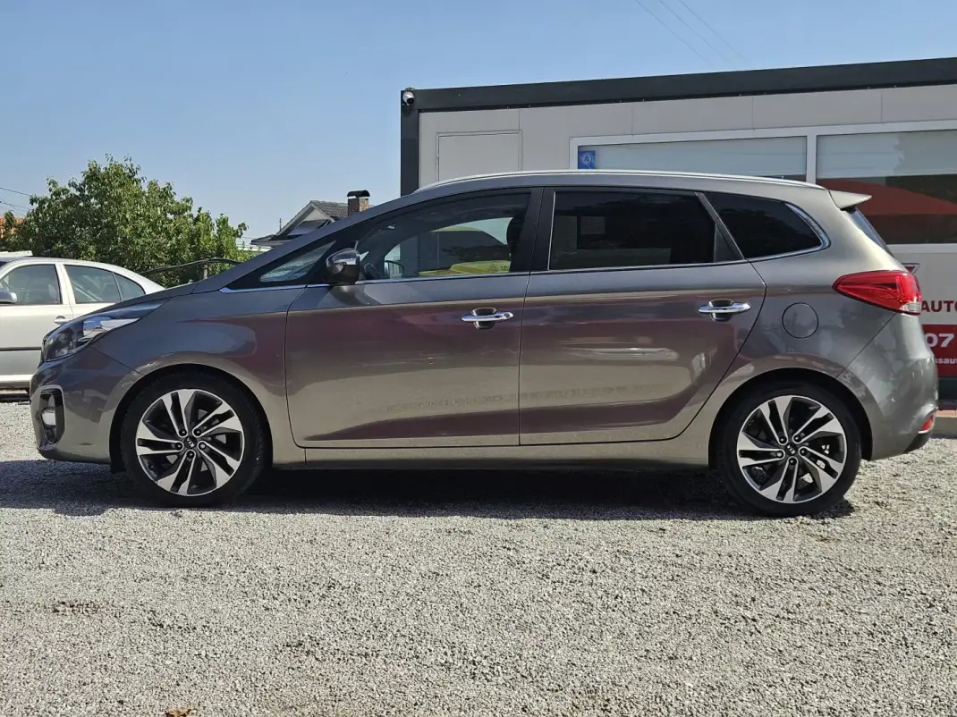 Kia Carens 2018 - 17700 EUR, 104900 km - 104900km - foto 5 de 52