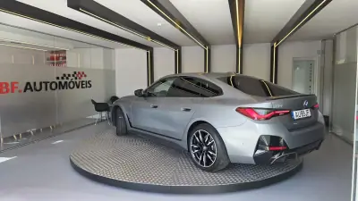 BMW i4 2022 - 55900 EUR, 33929 km - AUTO.MOTO.pt - 33929km - foto 3 de 65