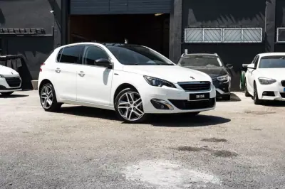 Peugeot 308 2016 - 11250 EUR, 241177 km - AUTO.MOTO.pt - 241177km - foto 2 de 22
