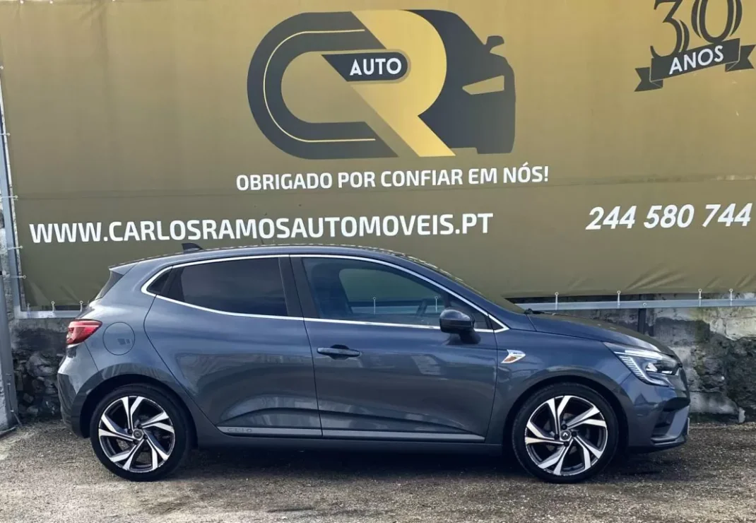 Renault Clio 2020 - 17400 EUR, 98175 km - AUTO.MOTO.pt - 98175km - foto 5 de 10