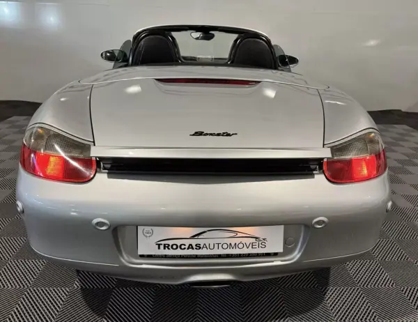 Porsche Boxster 2001 - 22500 EUR, 217000 km - AUTO.MOTO.pt - 217000km - foto 38 de 53
