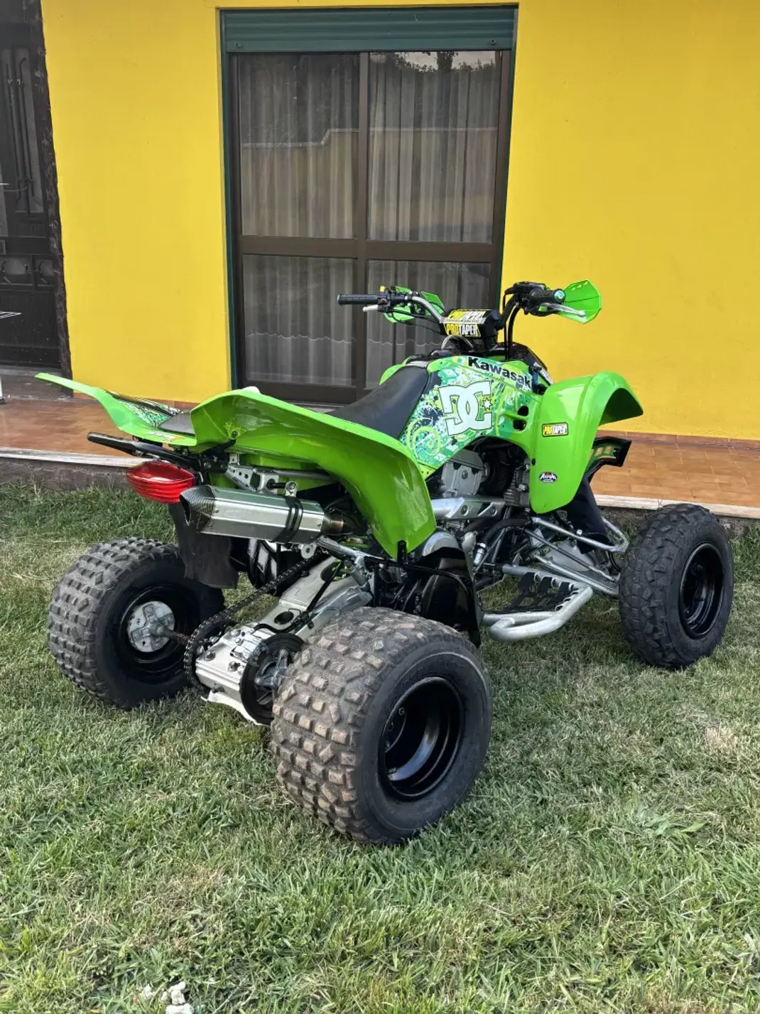 Kawasaki KFX 2004 - 5550 EUR, 1000 km - AUTO.MOTO.pt - 1000km - foto 5 de 5