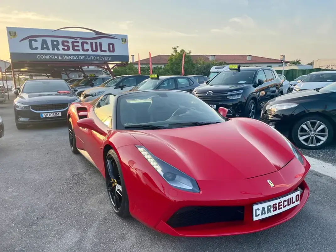 Ferrari 488 2017 - 299750 EUR, 26250 km - AUTO.MOTO.pt - 26250km - foto 1 de 26