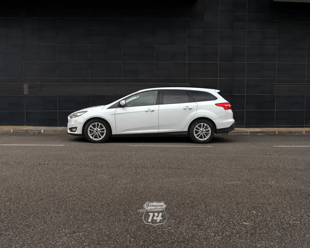 Ford Focus SW 2018 - 11990 EUR, 127080 km - 127080km - foto 6 de 48
