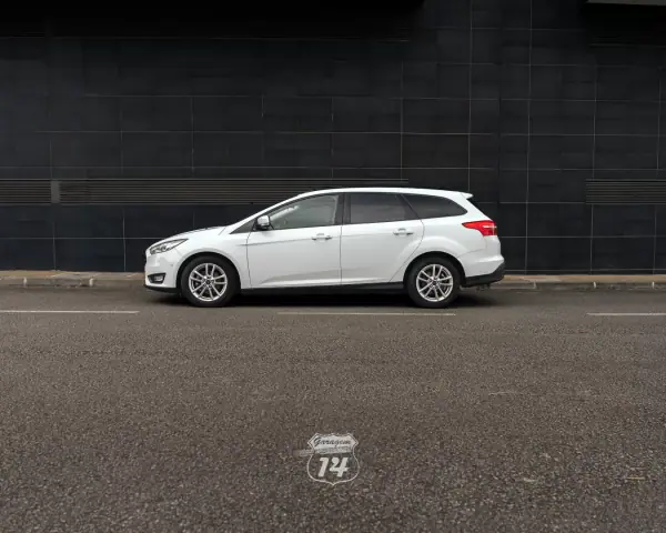 Ford Focus SW 2018 - 11990 EUR, 127080 km - AUTO.MOTO.pt - 127080km - foto 6 de 48