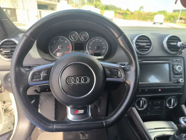 Audi A3 Sportback 2012 - 12500 EUR, 205100 km - AUTO.MOTO.pt - 205100km - foto 9 de 19