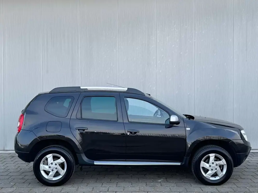 Dacia Duster 2010 - 10950 EUR, 50000 km - AUTO.MOTO.pt - 50000km - foto 3 de 17