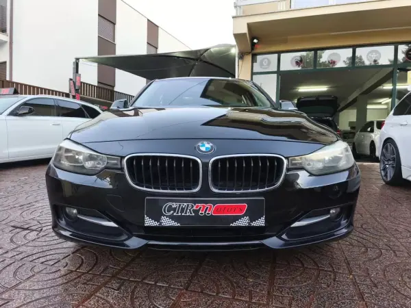 BMW 320 2012 - 13900 EUR, 320000 km - AUTO.MOTO.pt - 320000km - foto 2 de 37