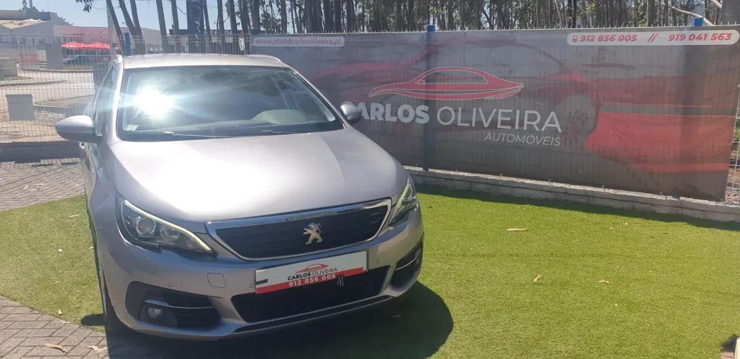 Peugeot 308 SW 2019 - 9950 EUR, 190000 km - AUTO.MOTO.pt - 190000km - foto 1 de 11
