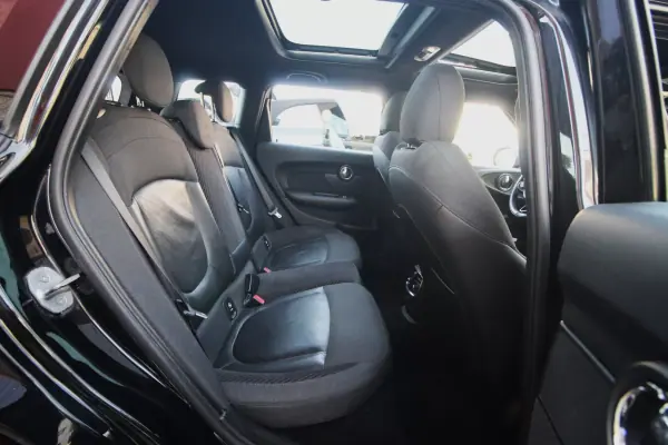 MINI Clubman 2017 - 14990 EUR, 195000 km - 195000km - foto 24 de 29