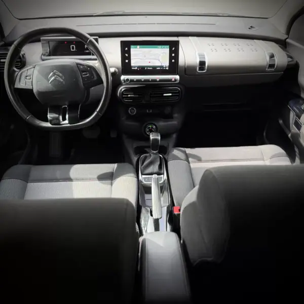Citroën C4 Cactus 2018 - 11900 EUR, 114000 km - AUTO.MOTO.pt - 114000km - foto 18 de 22