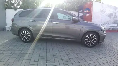 Fiat Tipo Station Wagon 2020 - 14350 EUR, 60939 km - AUTO.MOTO.pt - 60939km - foto 22 de 34
