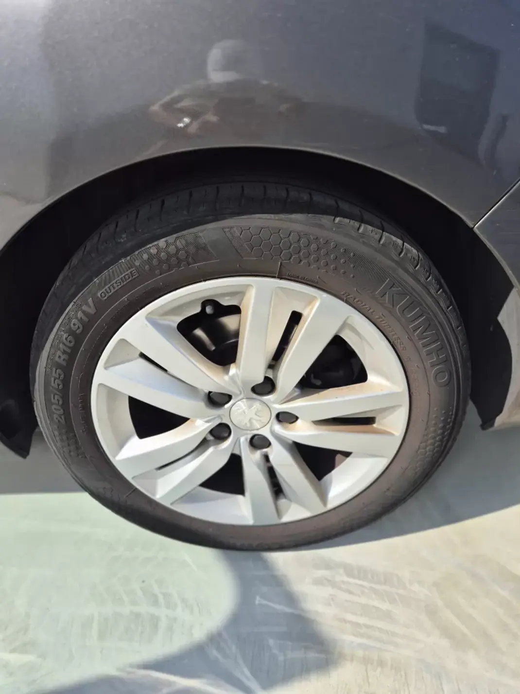 Peugeot 308 SW 2018 - 10500 EUR, 261000 km - 261000km - foto 34 de 38