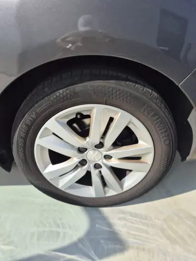 Peugeot 308 SW 2018 - 10500 EUR, 261000 km - 261000km - foto 34 de 38