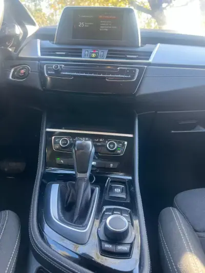 BMW 216 Active Tourer 2018 - 18900 EUR, 117632 km - AUTO.MOTO.pt - 117632km - foto 22 de 23