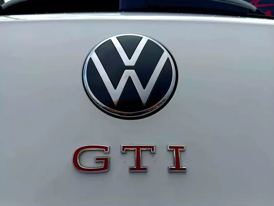 Volkswagen Golf 2022 - 27500 EUR, 149000 km - 149000km - foto 6 de 28