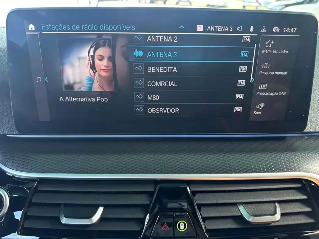 BMW 530e 2021 - 33900 EUR, 101252 km - AUTO.MOTO.pt - 101252km - foto 21 de 28