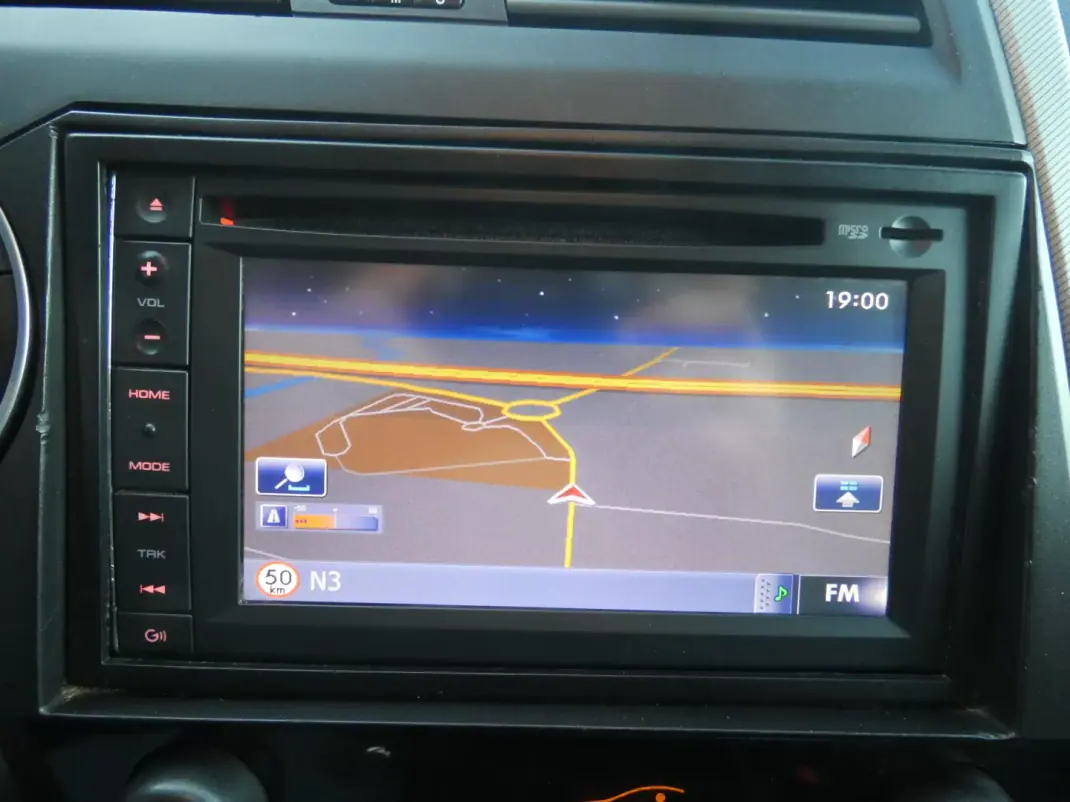 SsangYong Actyon Sports 2014 - 19500 EUR, 88000 km - AUTO.MOTO.pt - 88000km - foto 33 de 40