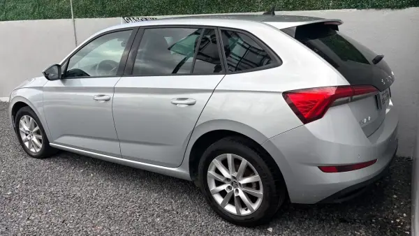 Skoda Scala 2022 - 11900 EUR, 94000 km - AUTO.MOTO.pt - 94000km - foto 4 de 12