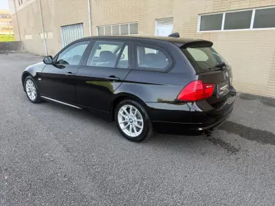 BMW 316 2010 - 8990 EUR, 215000 km - AUTO.MOTO.pt - 215000km - foto 7 de 27