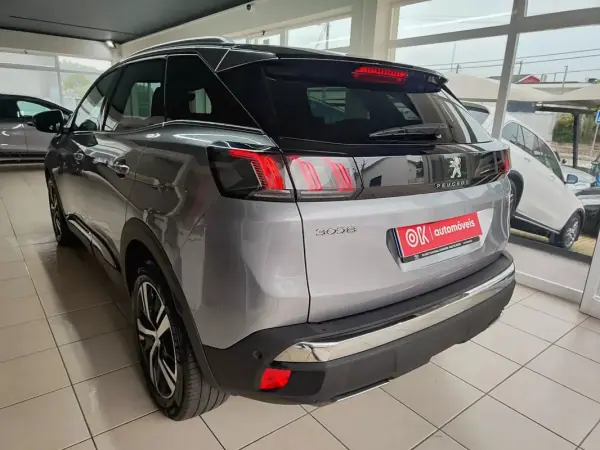 Peugeot 3008 2021 - 19750 EUR, 148000 km - AUTO.MOTO.pt - 148000km - foto 6 de 33