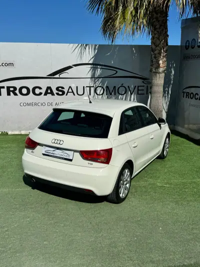 Audi A1 Sportback 2012 - 14990 EUR, 131815 km - AUTO.MOTO.pt - 131815km - foto 6 de 27