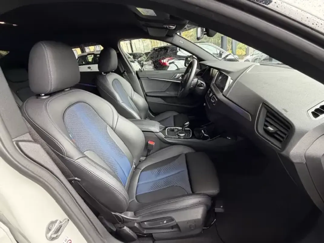 BMW 216 Active Tourer 2020 - 27900 EUR, 61140 km - AUTO.MOTO.pt - 61140km - foto 12 de 12