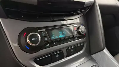 Ford Focus C-Max 2012 - 5900 EUR, 255027 km - 255027km - foto 22 de 25